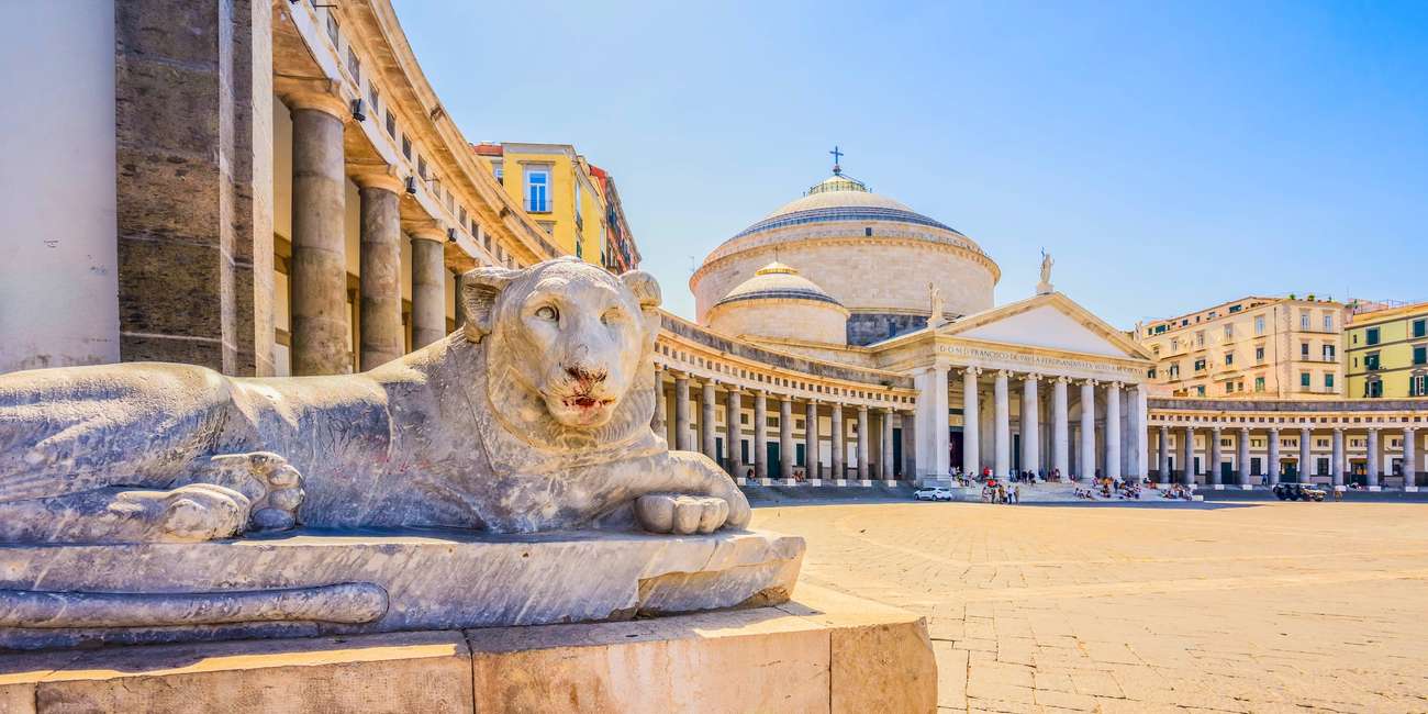 Tour turistici in autobus a Napoli, Italia – Principali monumenti, attrazioni famose e tesori nascosti nel 2026