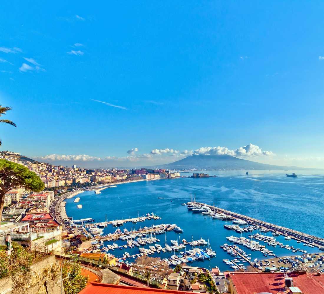 Hop-on hop-off sightseeing bus tours in Naples, Italy – Open-top buses, top attractions, and free cancellation in 2026